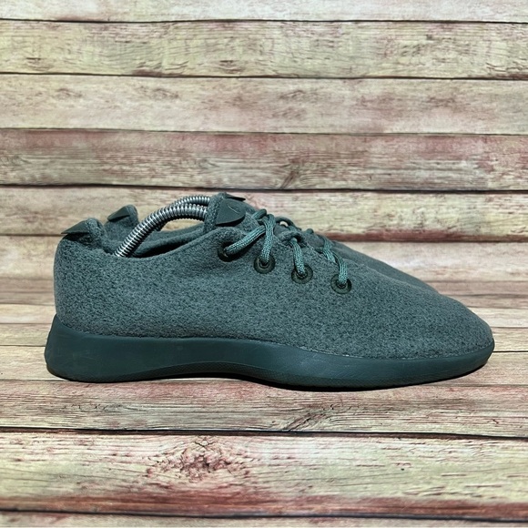Allbirds Green Wool Runners - Picture 3 of 9